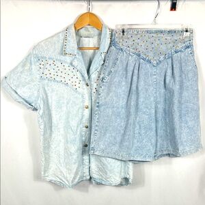 Vintage 90’s Rio Inc Women’s Skort Set Blue Denim
Medium/large‎ Read Description
